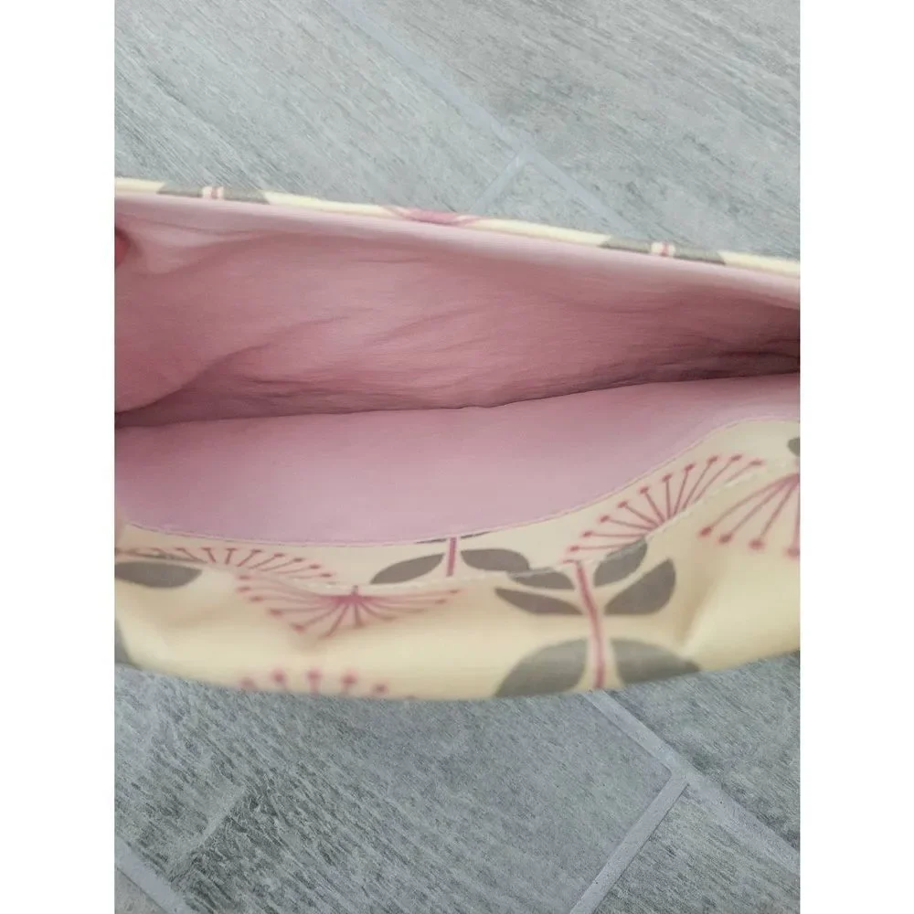 ‎Petunia Pickle Bottom Diaper Clutch